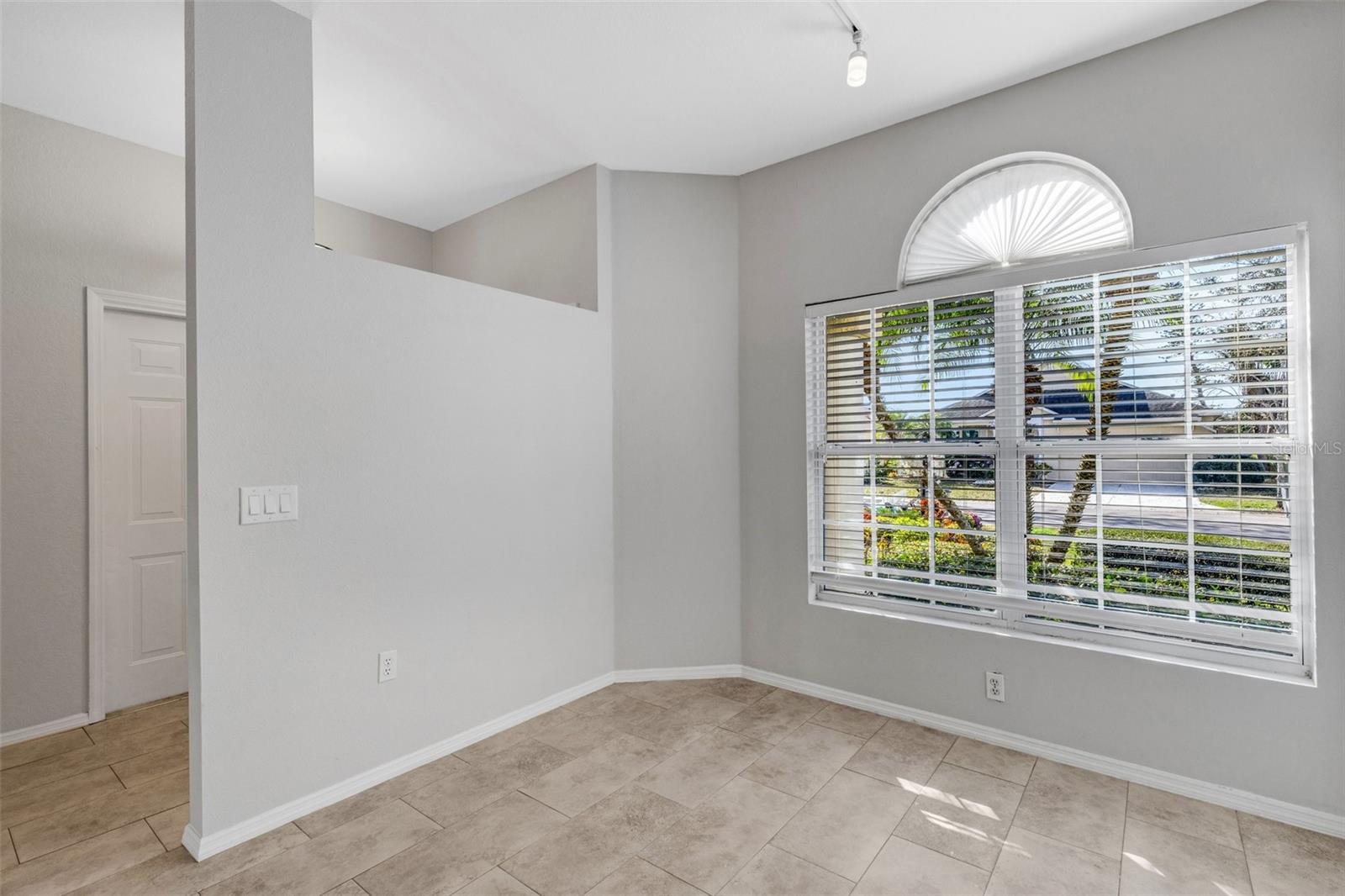 SUMMERFIELD VILLAGE SUBPHASE C U5,T300 - Residential Lease