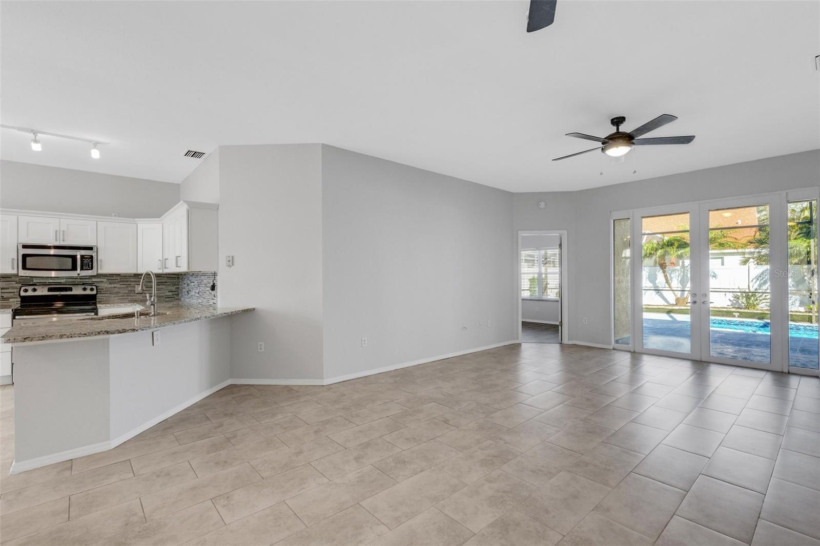 SUMMERFIELD VILLAGE SUBPHASE C U5,T300 - Residential Lease