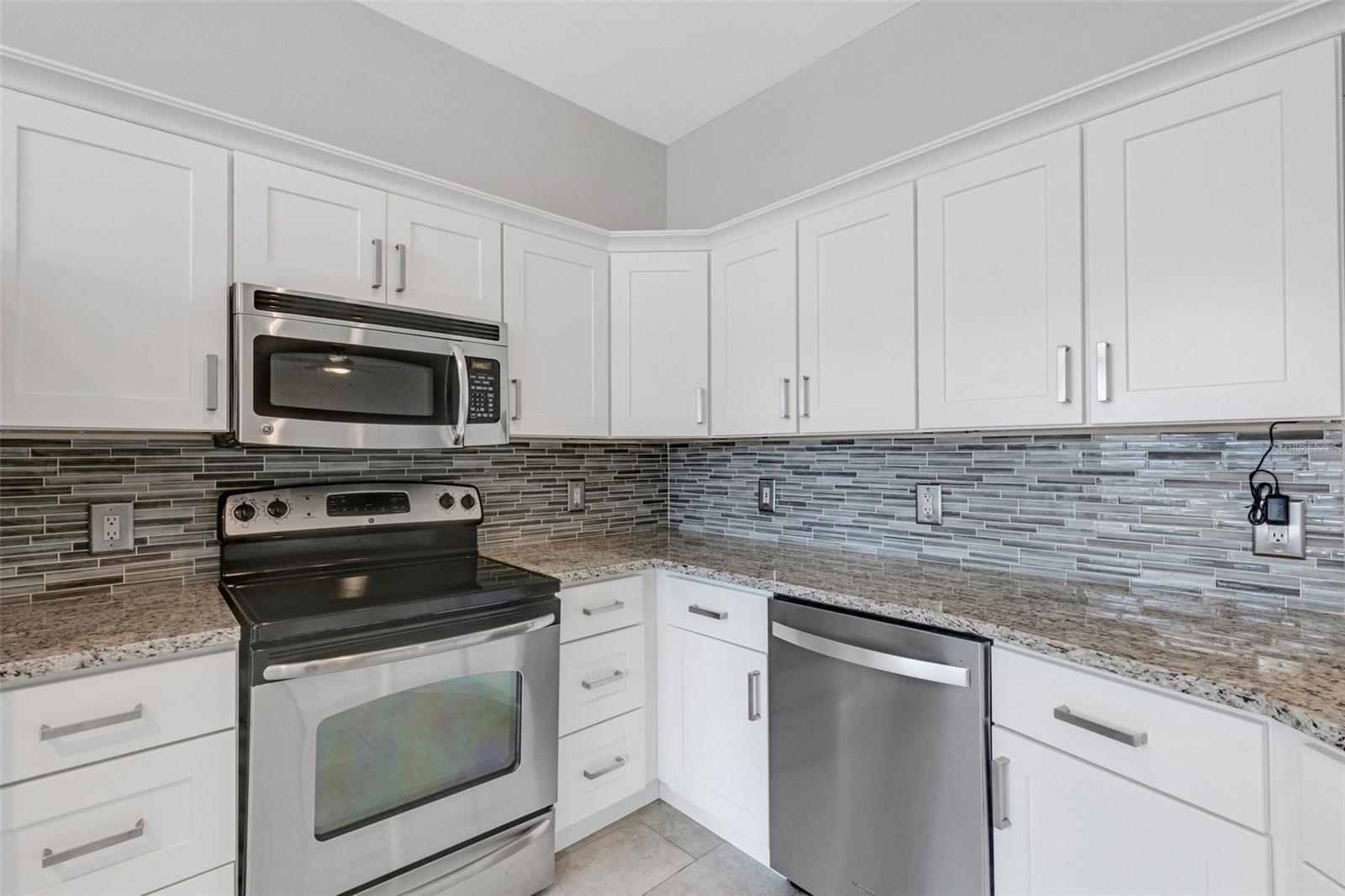 SUMMERFIELD VILLAGE SUBPHASE C U5,T300 - Residential Lease