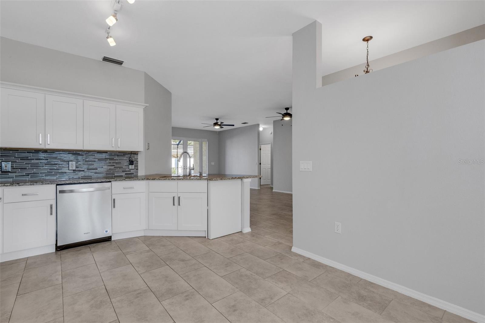 SUMMERFIELD VILLAGE SUBPHASE C U5,T300 - Residential Lease