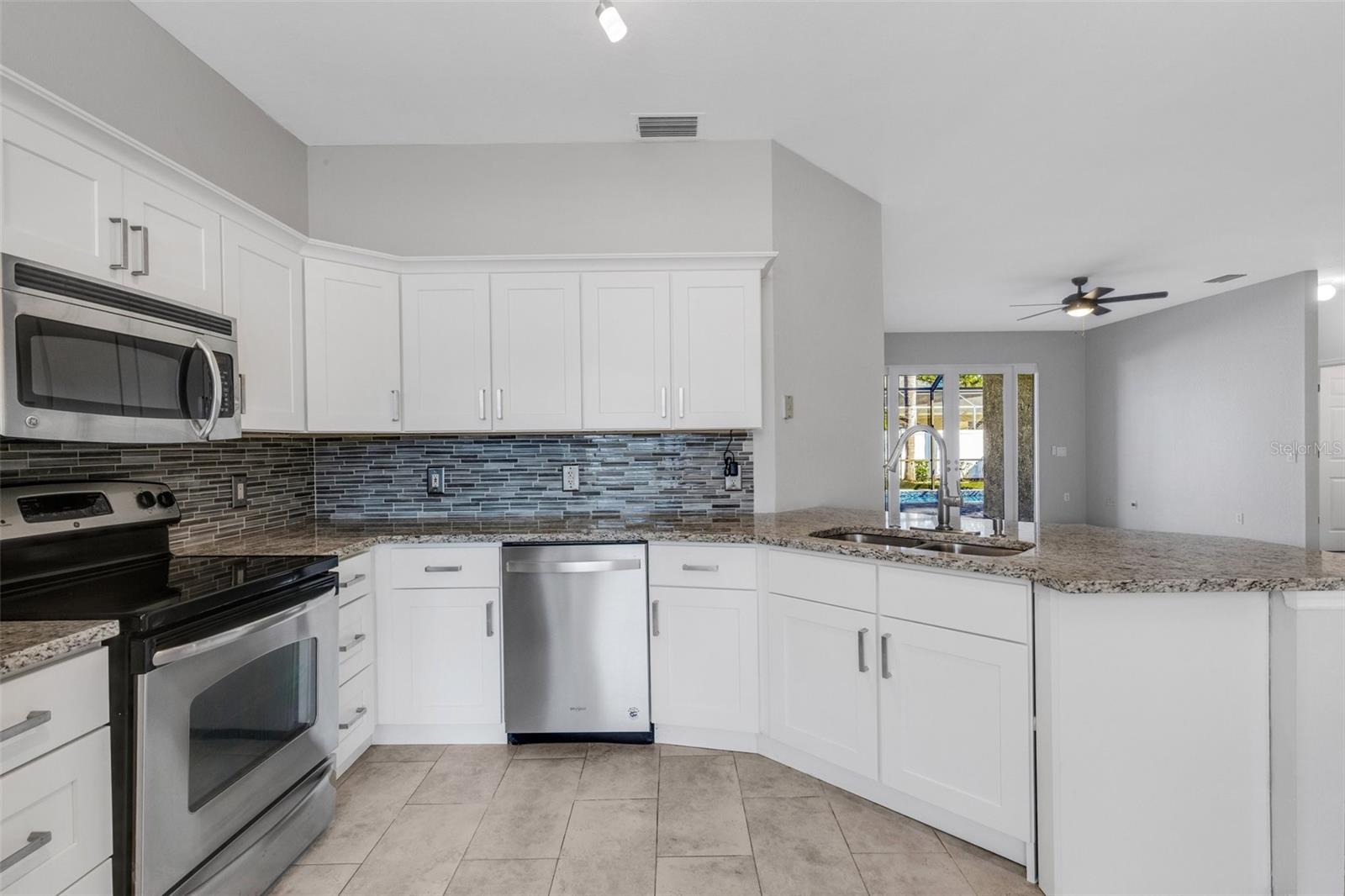 SUMMERFIELD VILLAGE SUBPHASE C U5,T300 - Residential Lease