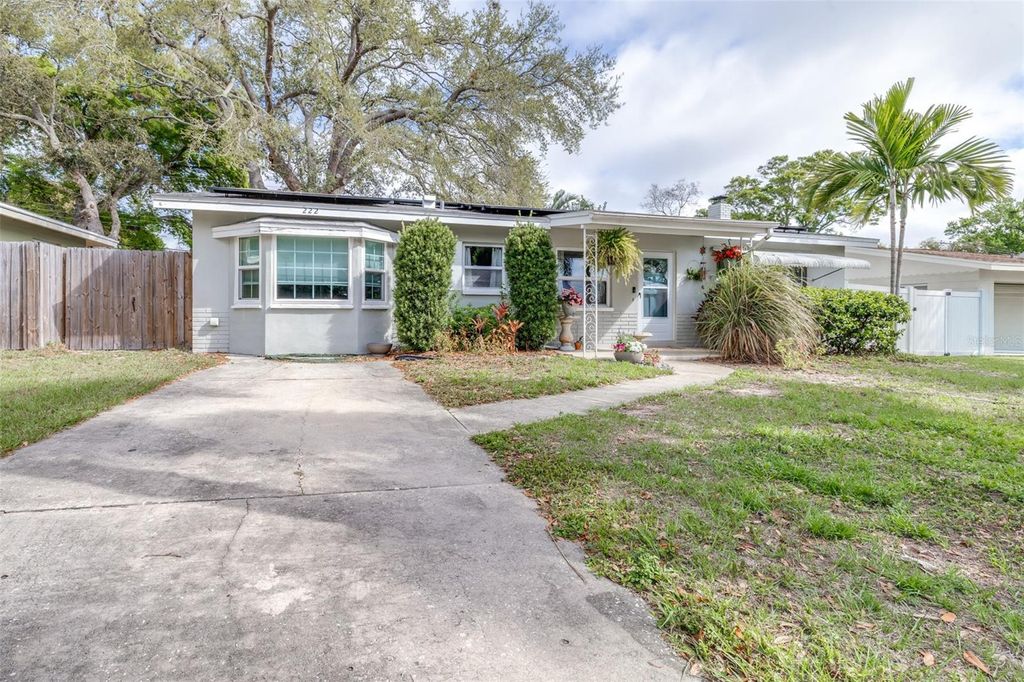 Photo of 222 14th Avenue SW, Largo, FL 33770 (MLS # TB8485077)