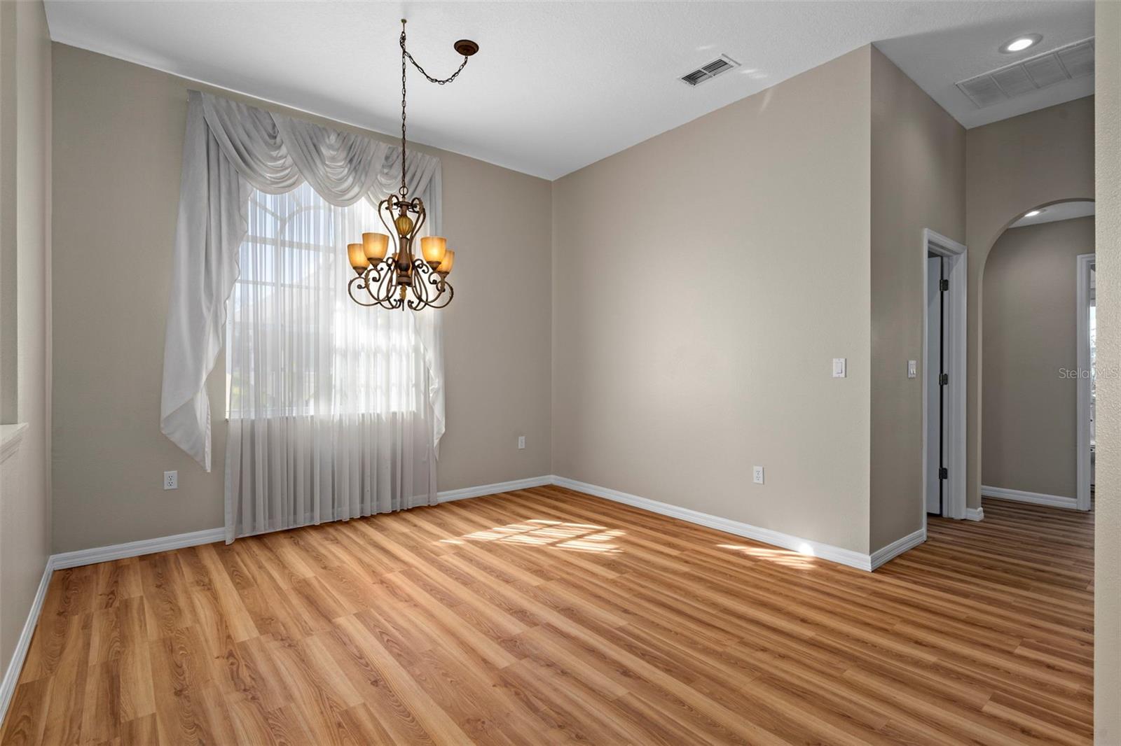 WOODLAND WATERS PH 1 - Residential