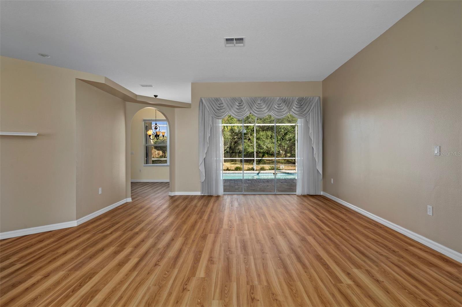 WOODLAND WATERS PH 1 - Residential