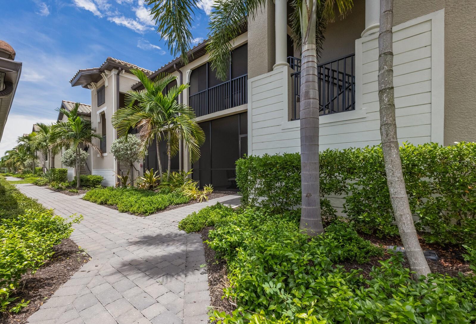 LAKEWOOD NATIONAL - Residential Lease