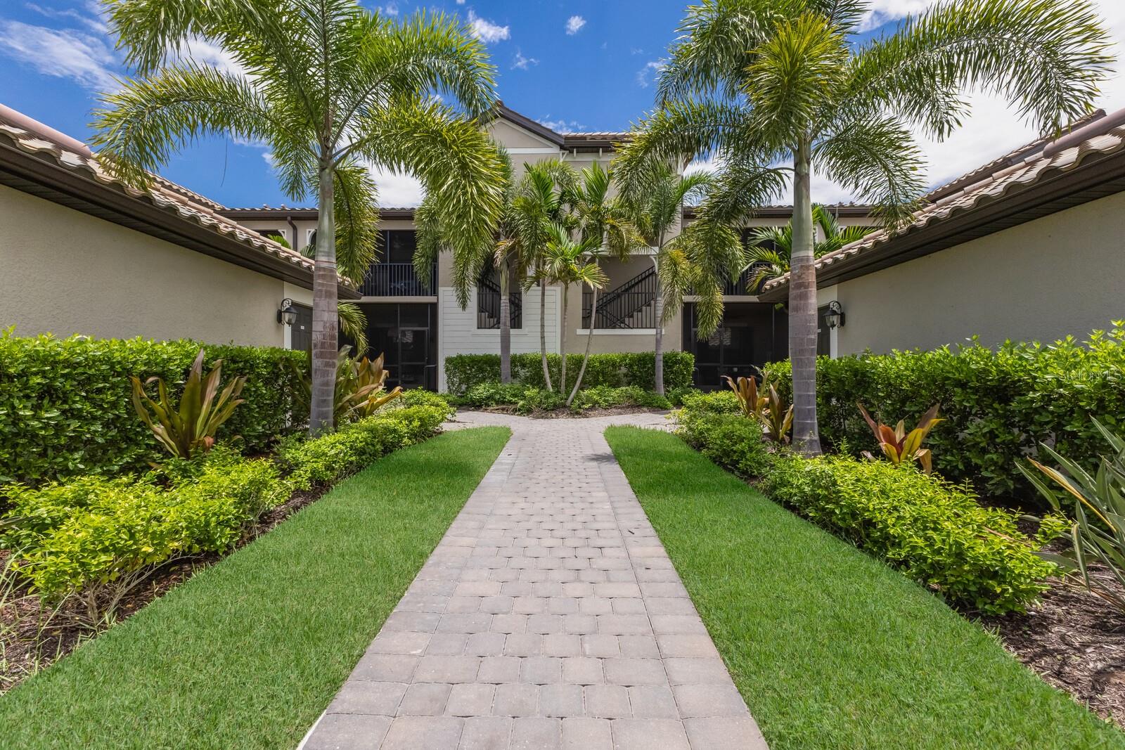 LAKEWOOD NATIONAL - Residential Lease