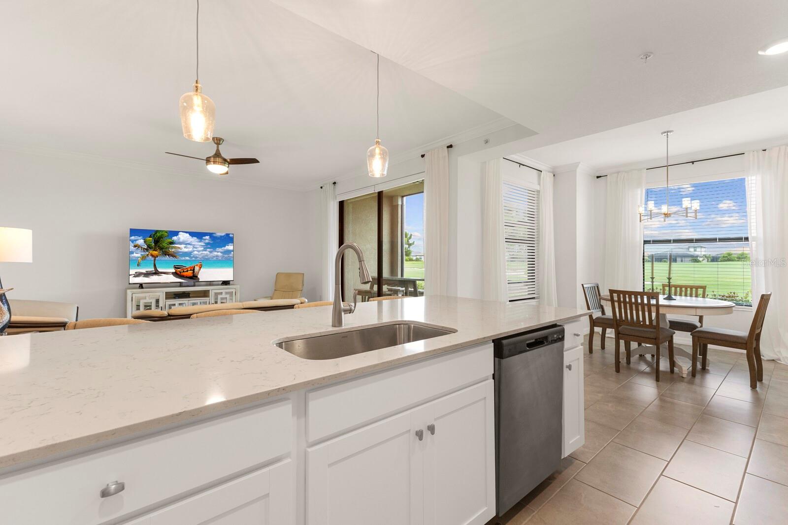 LAKEWOOD NATIONAL - Residential Lease
