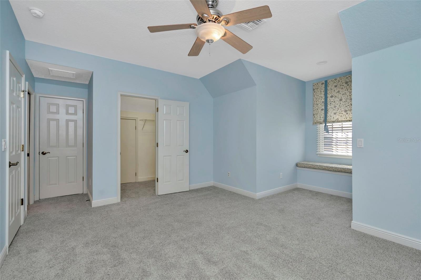 PILOT COUNTRY ESTATES - Residential