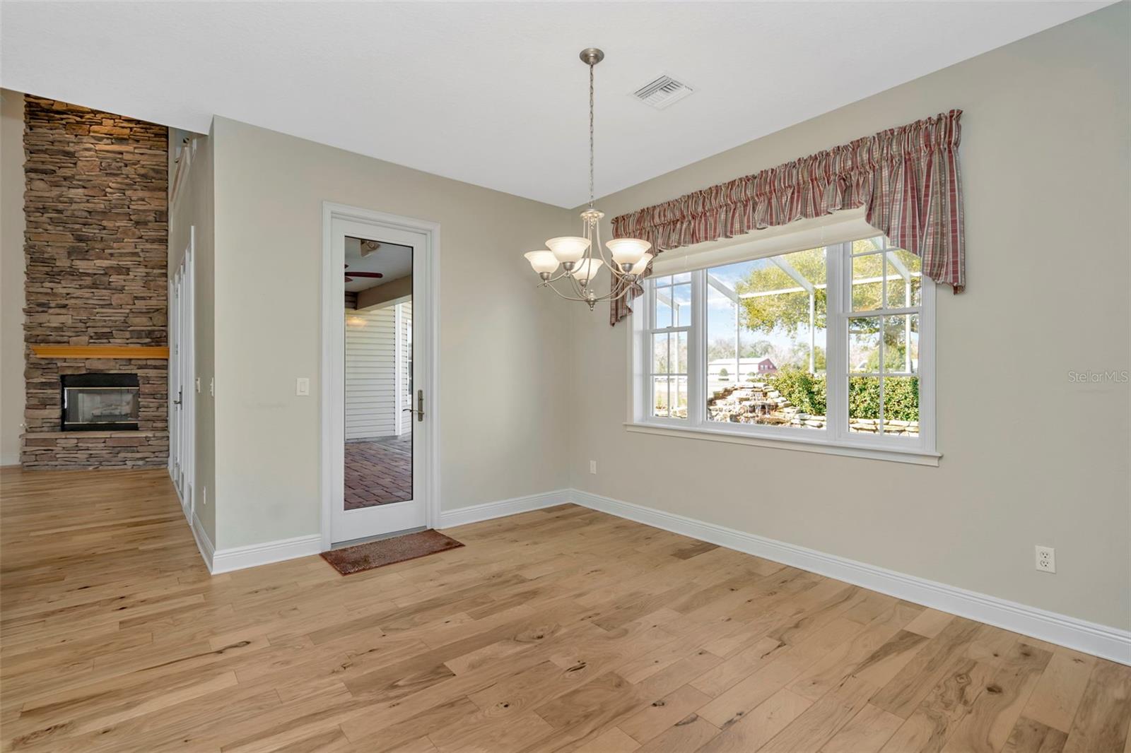 PILOT COUNTRY ESTATES - Residential