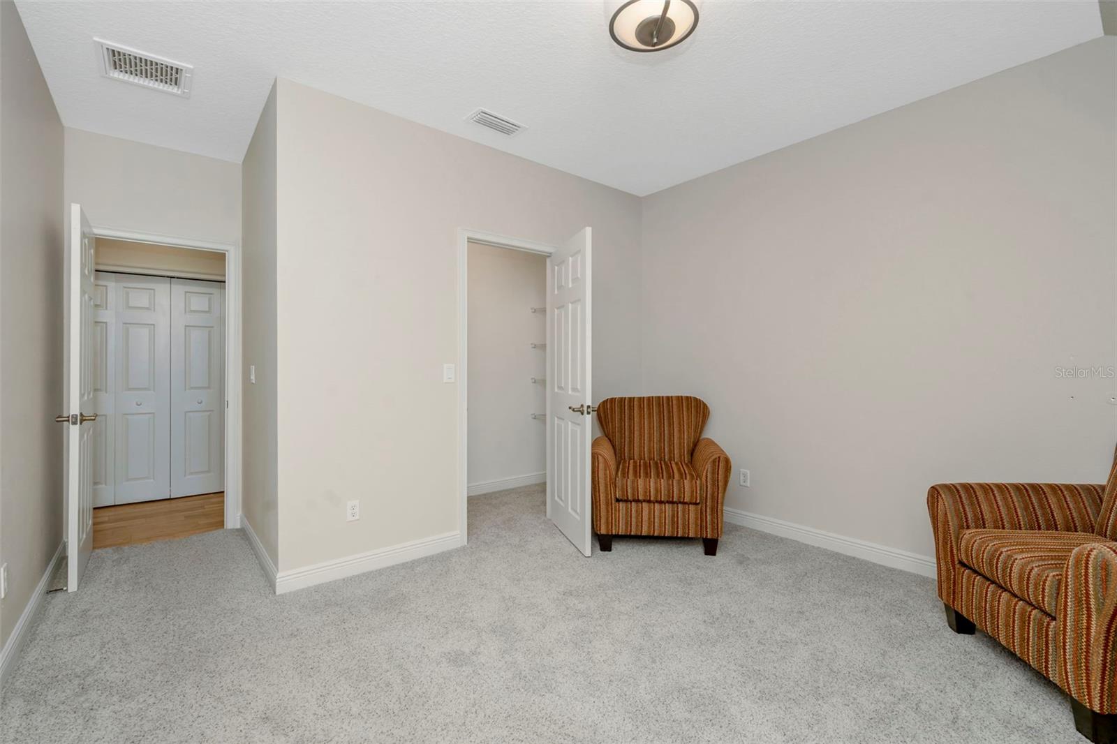 PILOT COUNTRY ESTATES - Residential