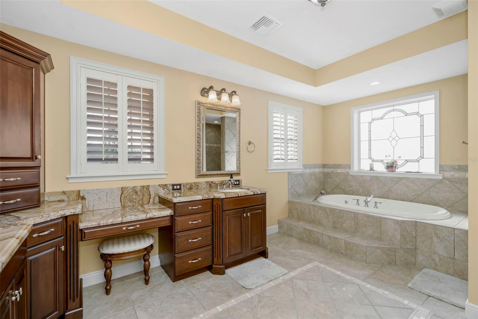 PILOT COUNTRY ESTATES - Residential