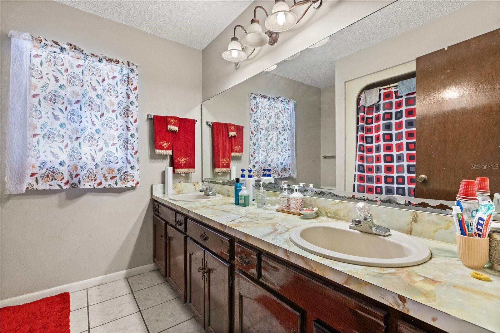 EASTWOOD PARK ESTATE - Residential