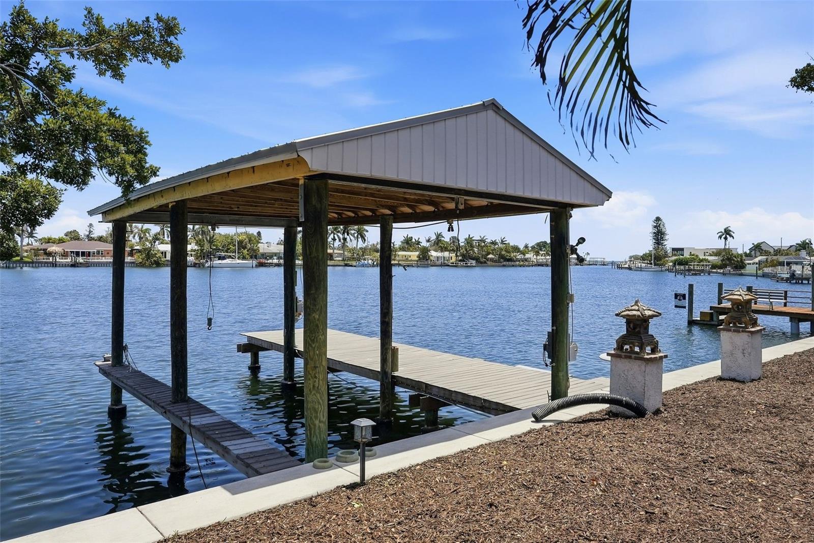 TROPICAL SHORES 1ST ADD - Residential