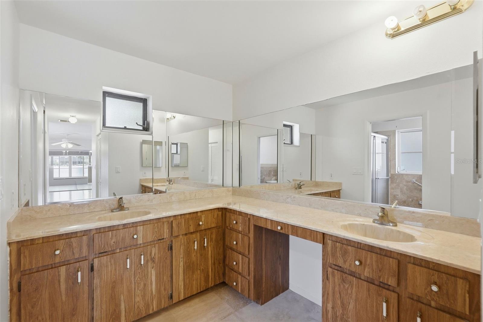 TROPICAL SHORES 1ST ADD - Residential