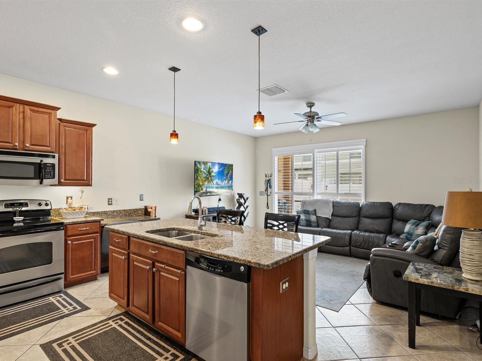 THOUSAND OAKS EAST A-C PH 05 - Residential