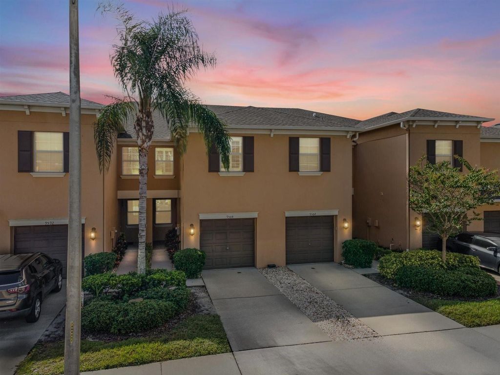 Photo of 9588 Trumpet Vine Loop, Trinity, FL 34655 (MLS # W7879643)