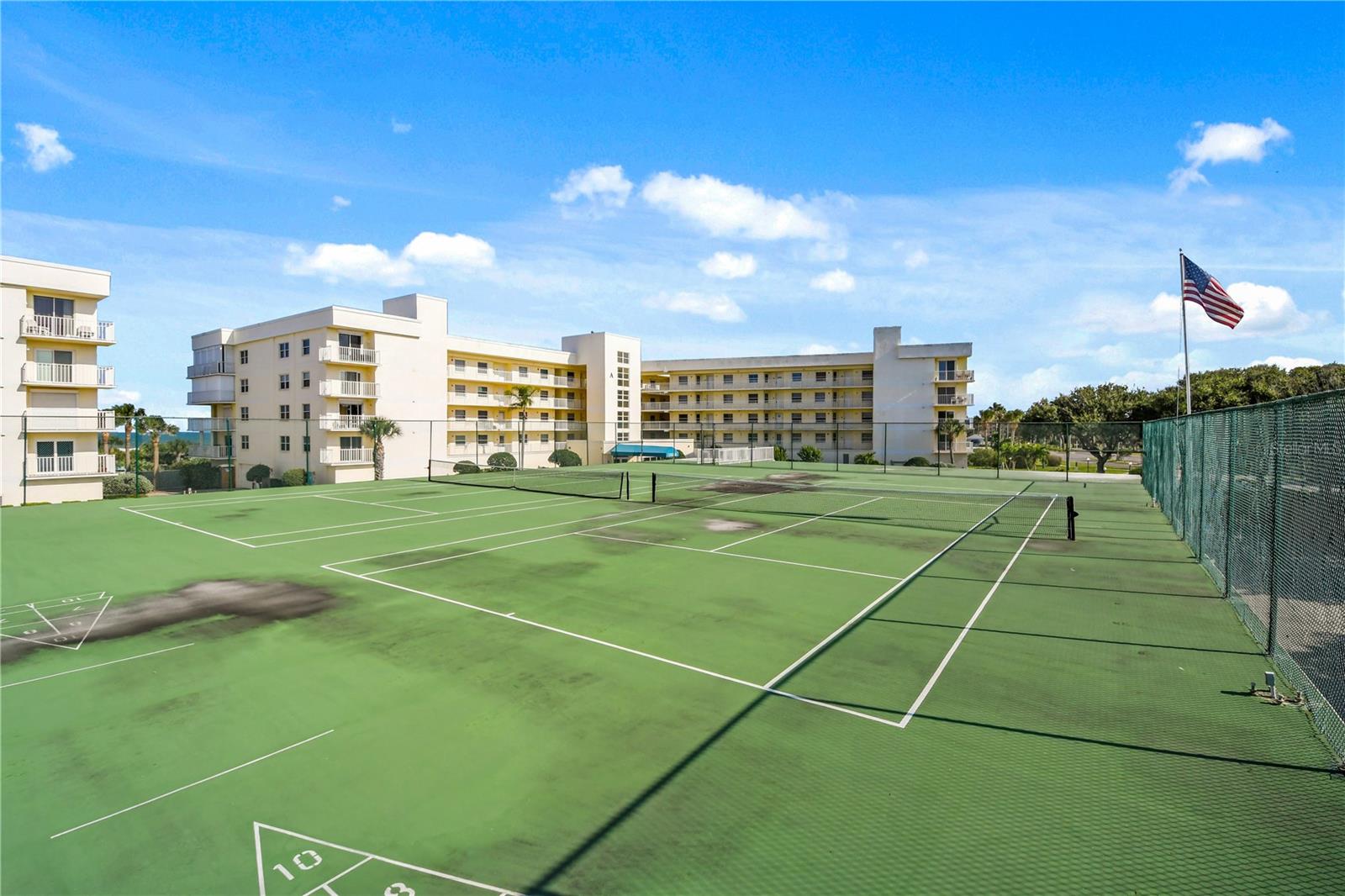 OCEAN OAKS CONDO PH 02 - Residential Lease