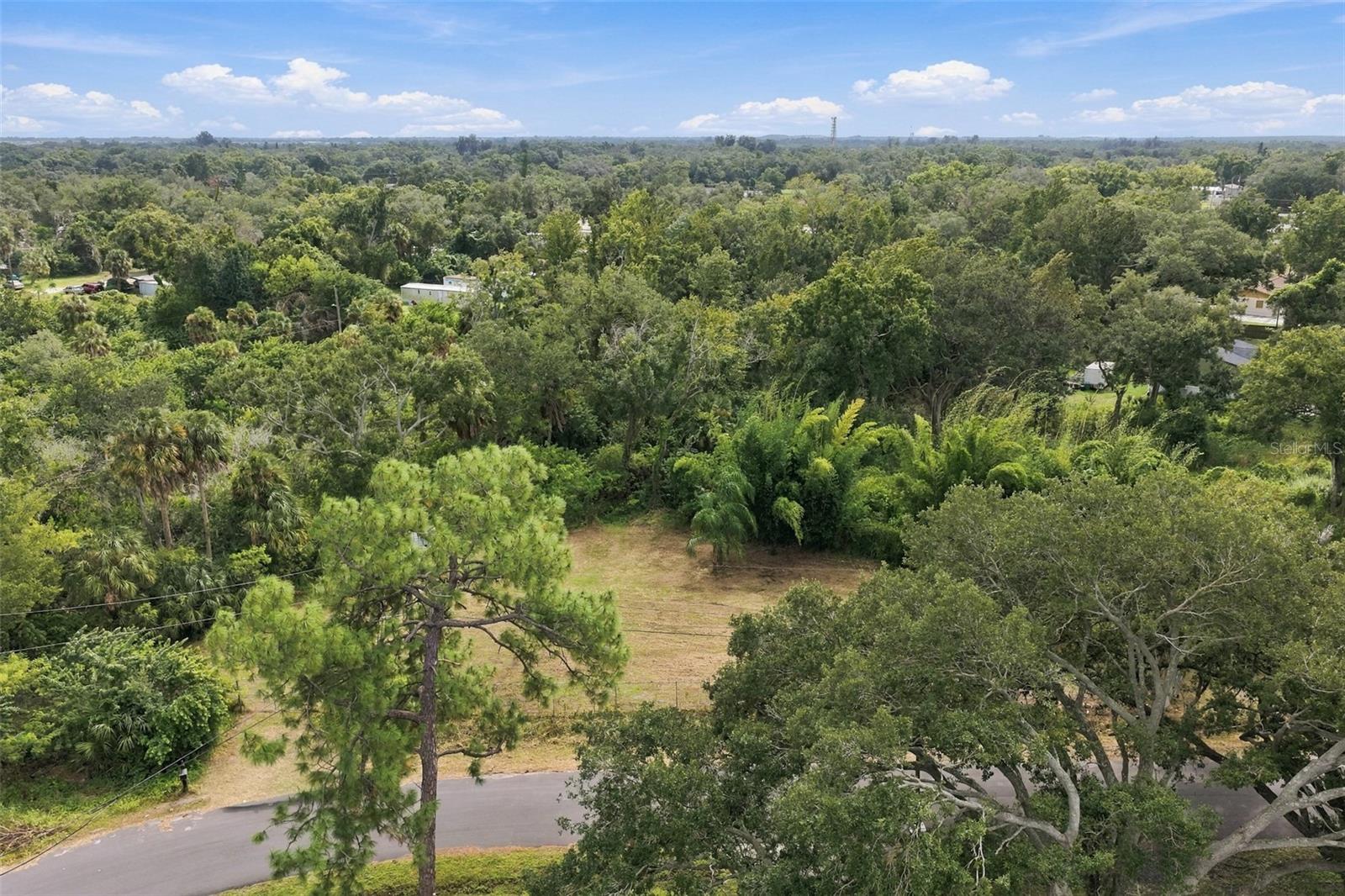 9938 RIVER DRIVE, GIBSONTON, FL, 33534 3 9938 RIVER DRIVE