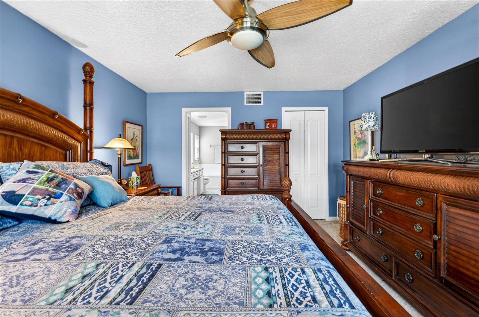 PAVILION PH 3 - Residential