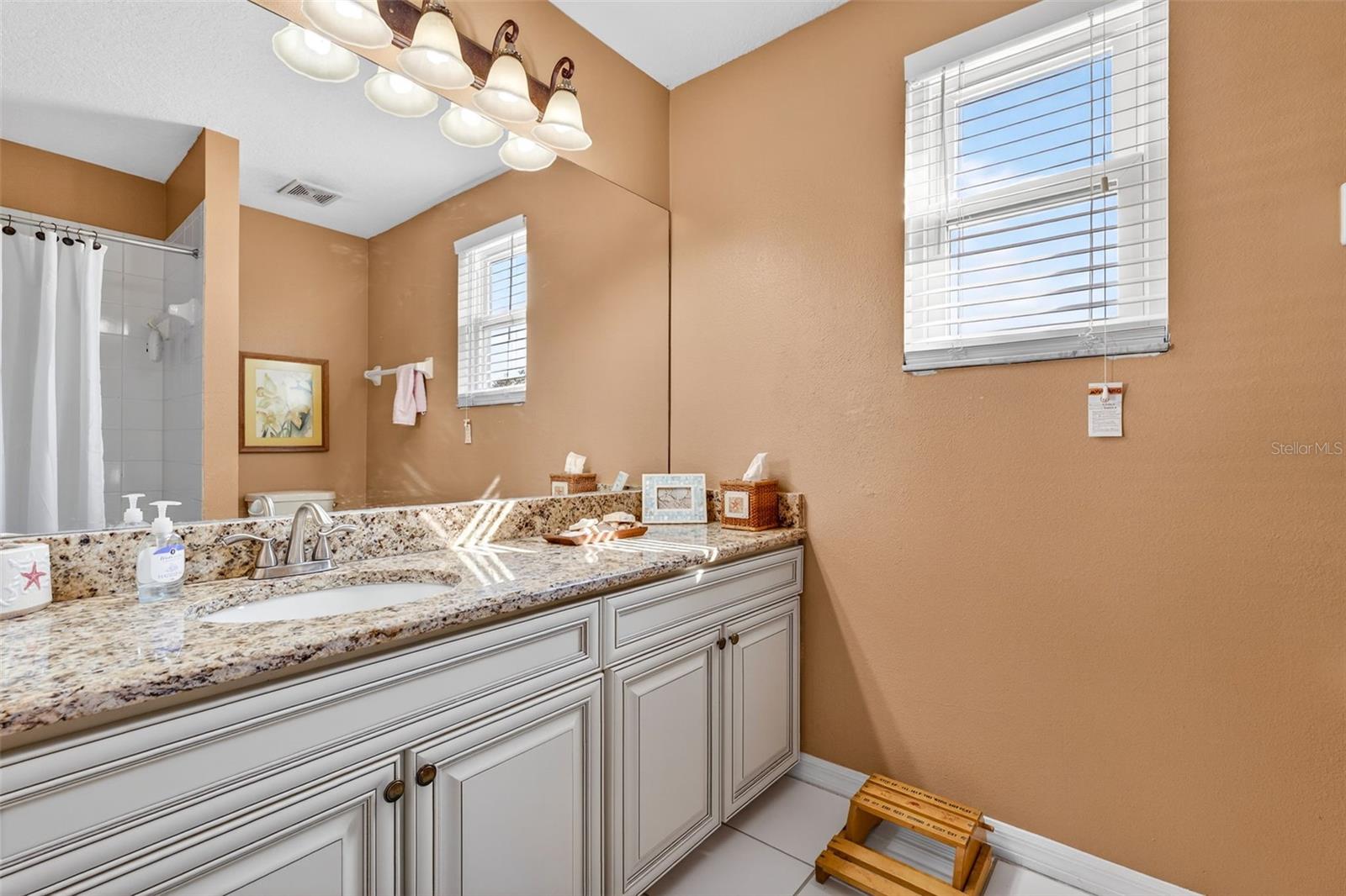 PAVILION PH 3 - Residential