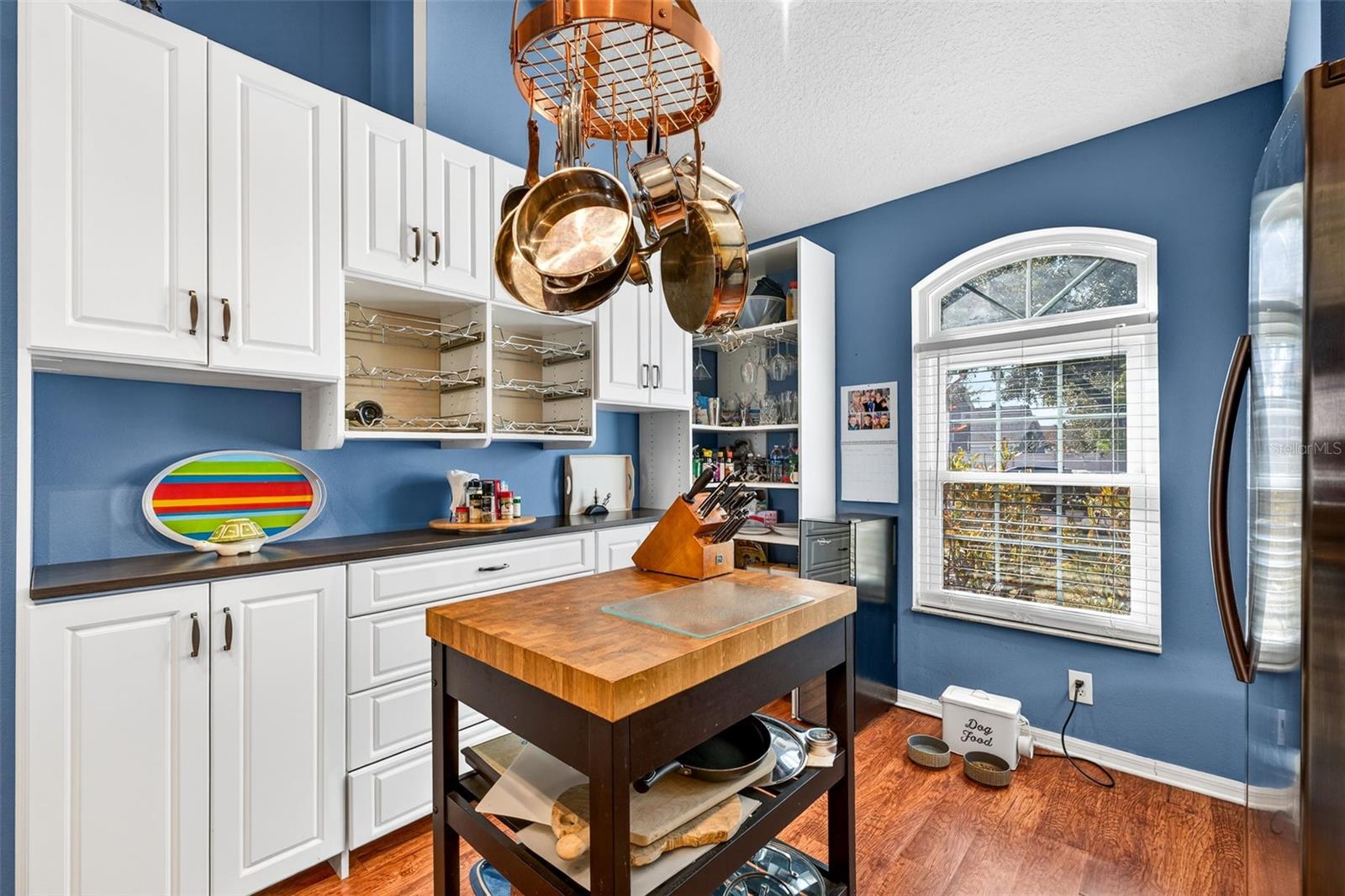 PAVILION PH 3 - Residential