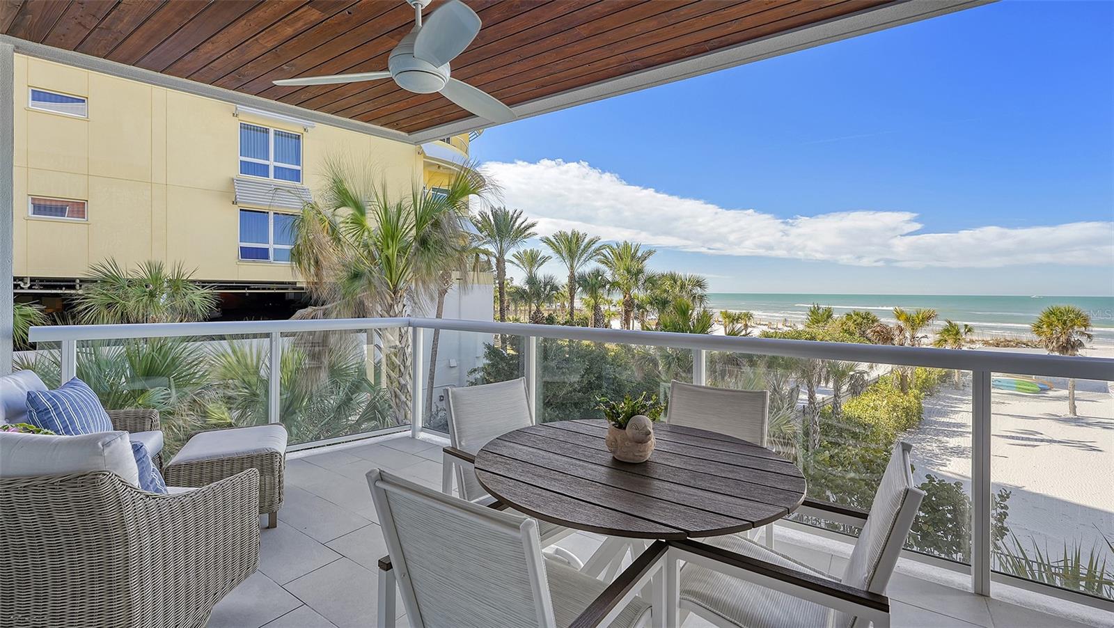 TEN35 SEASIDE - Residential