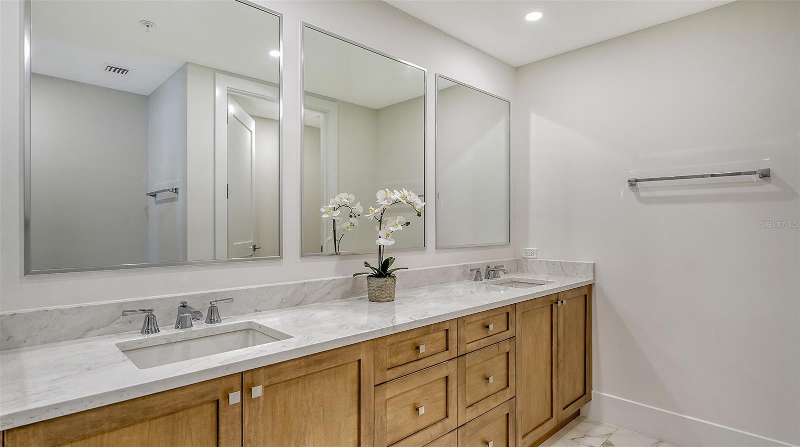 TEN35 SEASIDE - Residential