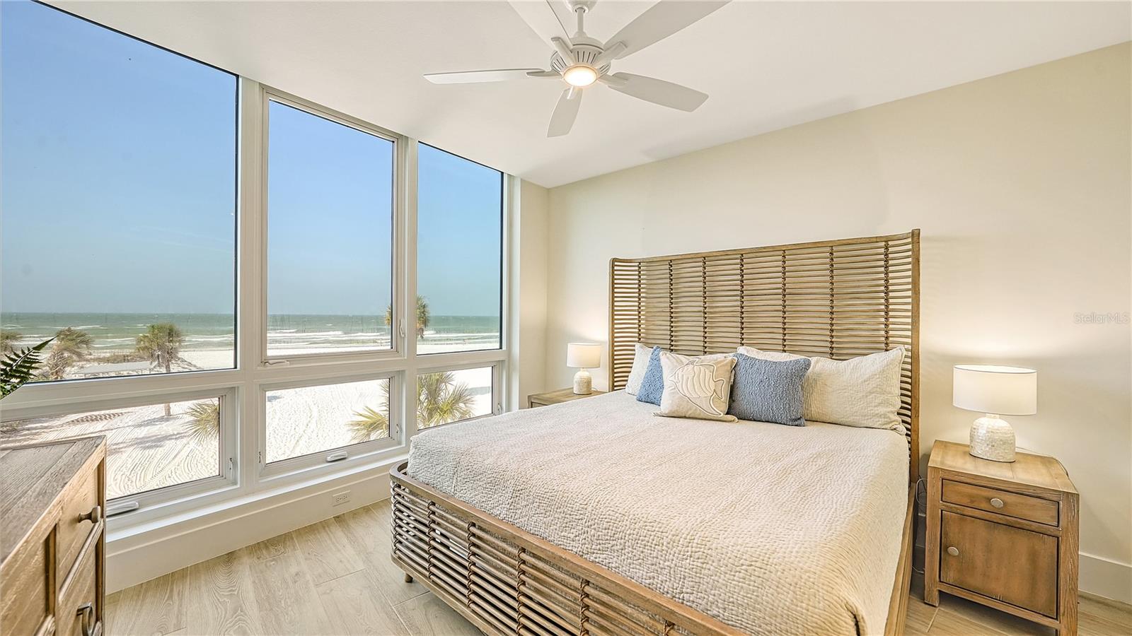 TEN35 SEASIDE - Residential