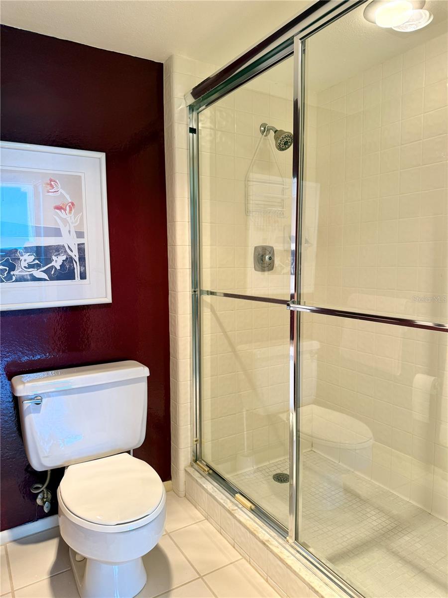 BEACHPLACE I - Residential