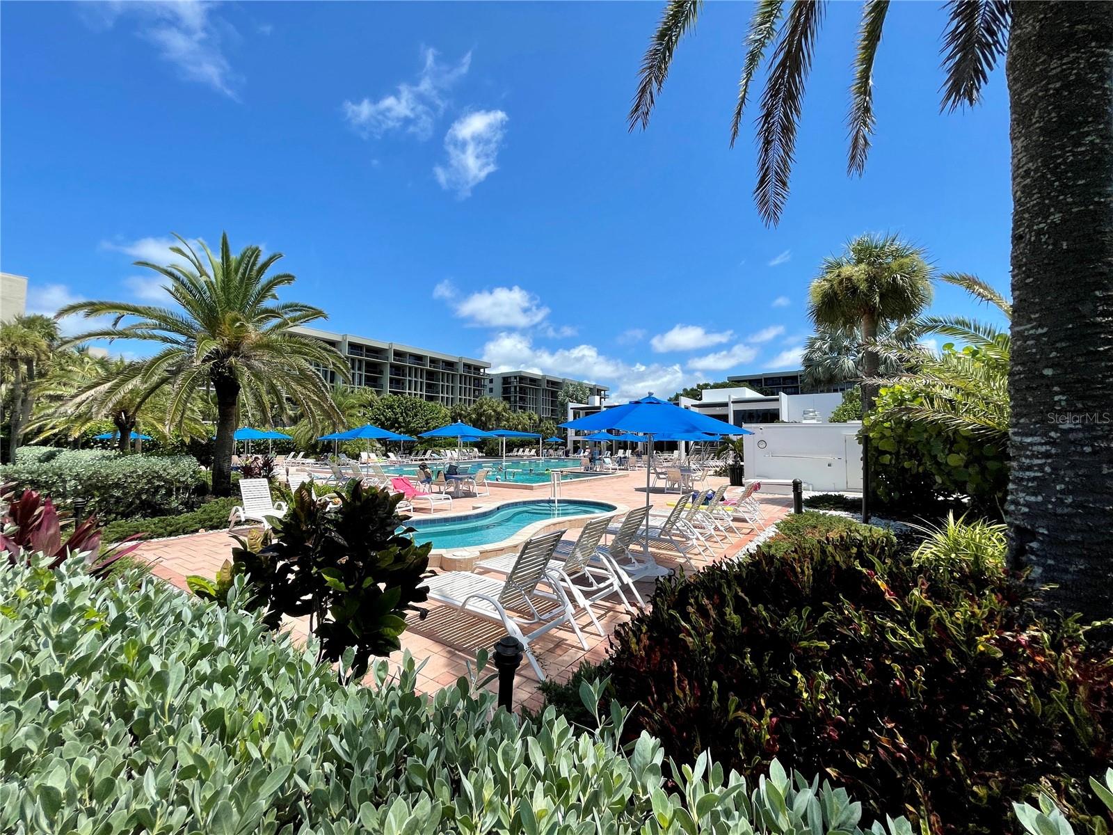 BEACHPLACE I - Residential