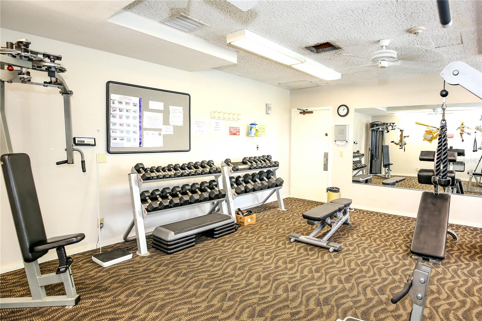BEACHPLACE I - Residential
