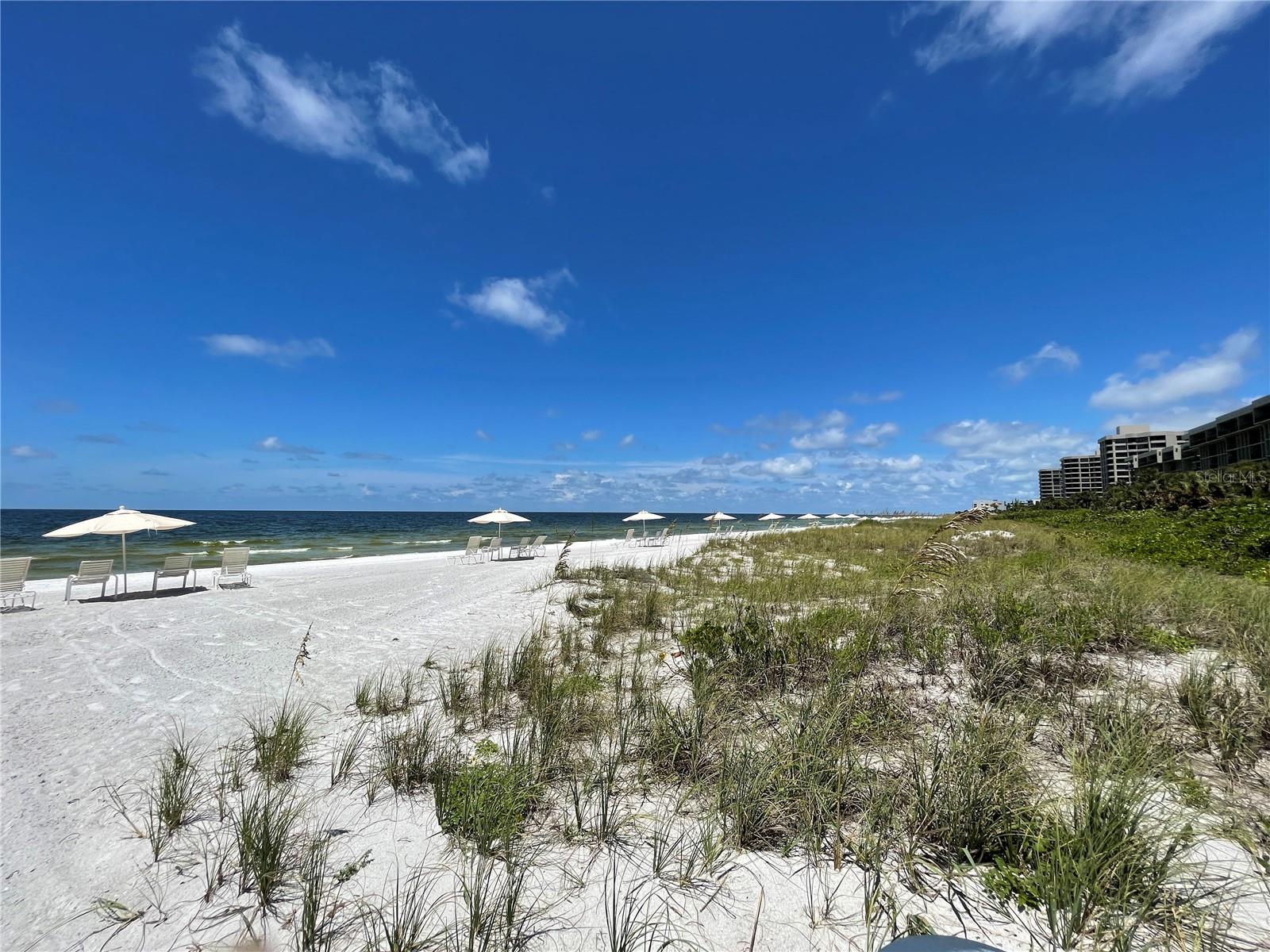 BEACHPLACE I - Residential