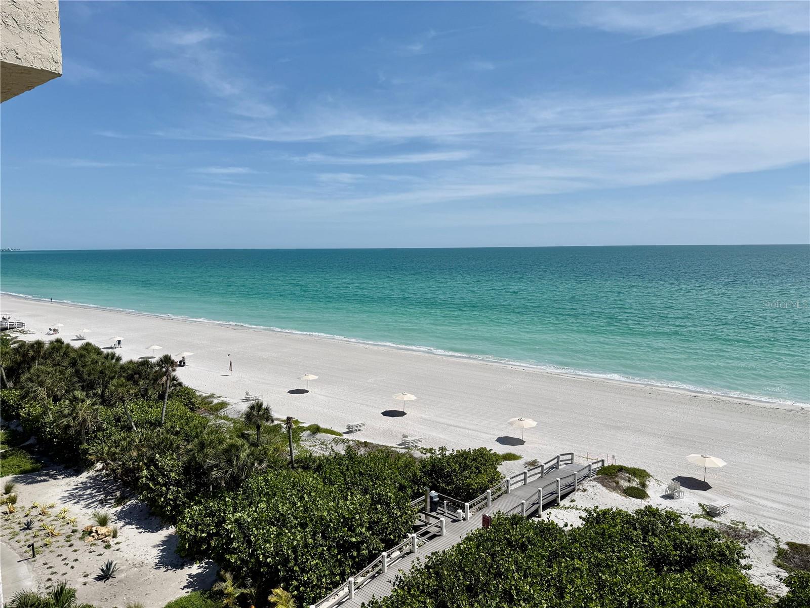 BEACHPLACE I - Residential