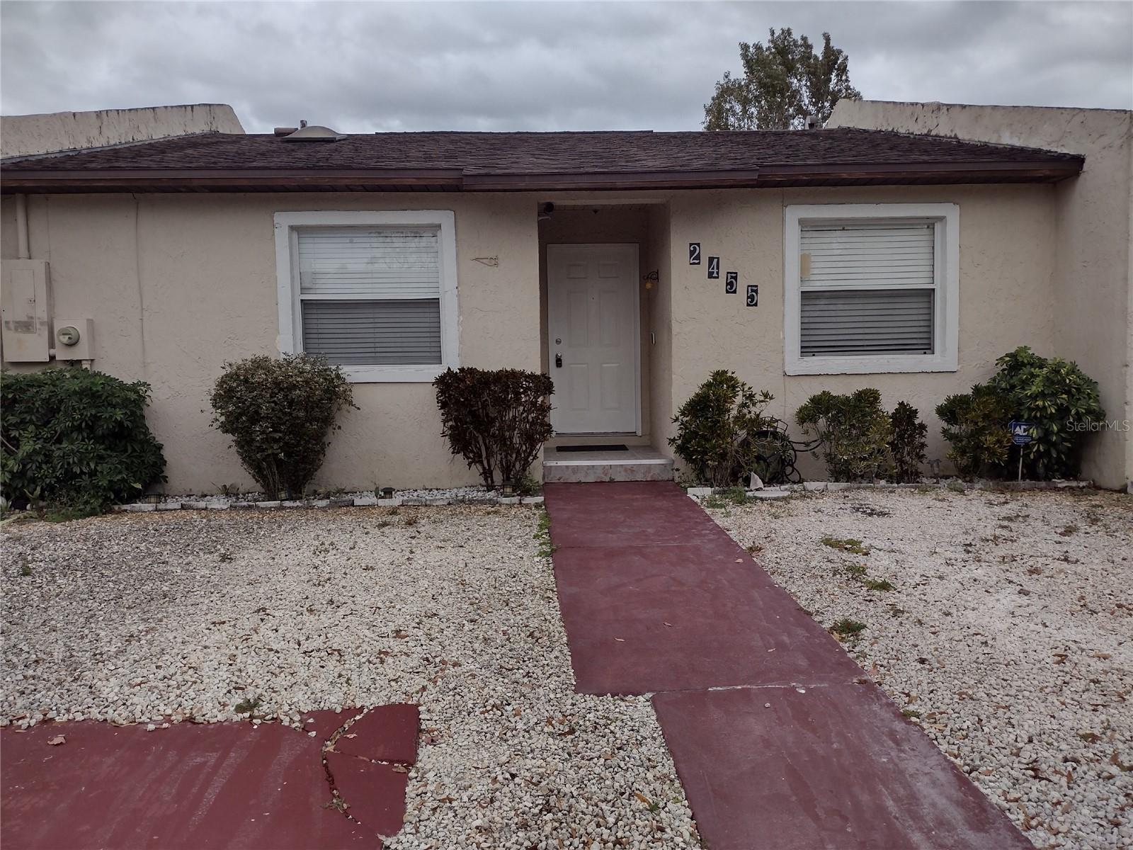 2455 RIO PINAR LAKES BOULEVARD