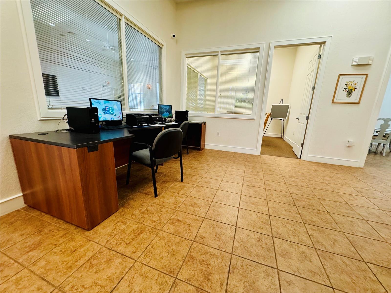 KEY ROYAL CONDO - Residential Lease