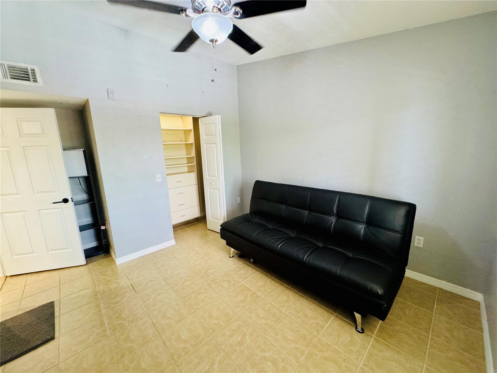 KEY ROYAL CONDO - Residential Lease