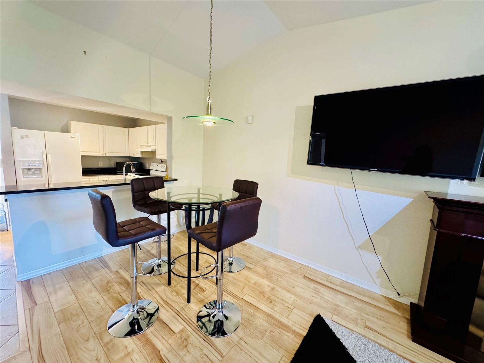 KEY ROYAL CONDO - Residential Lease