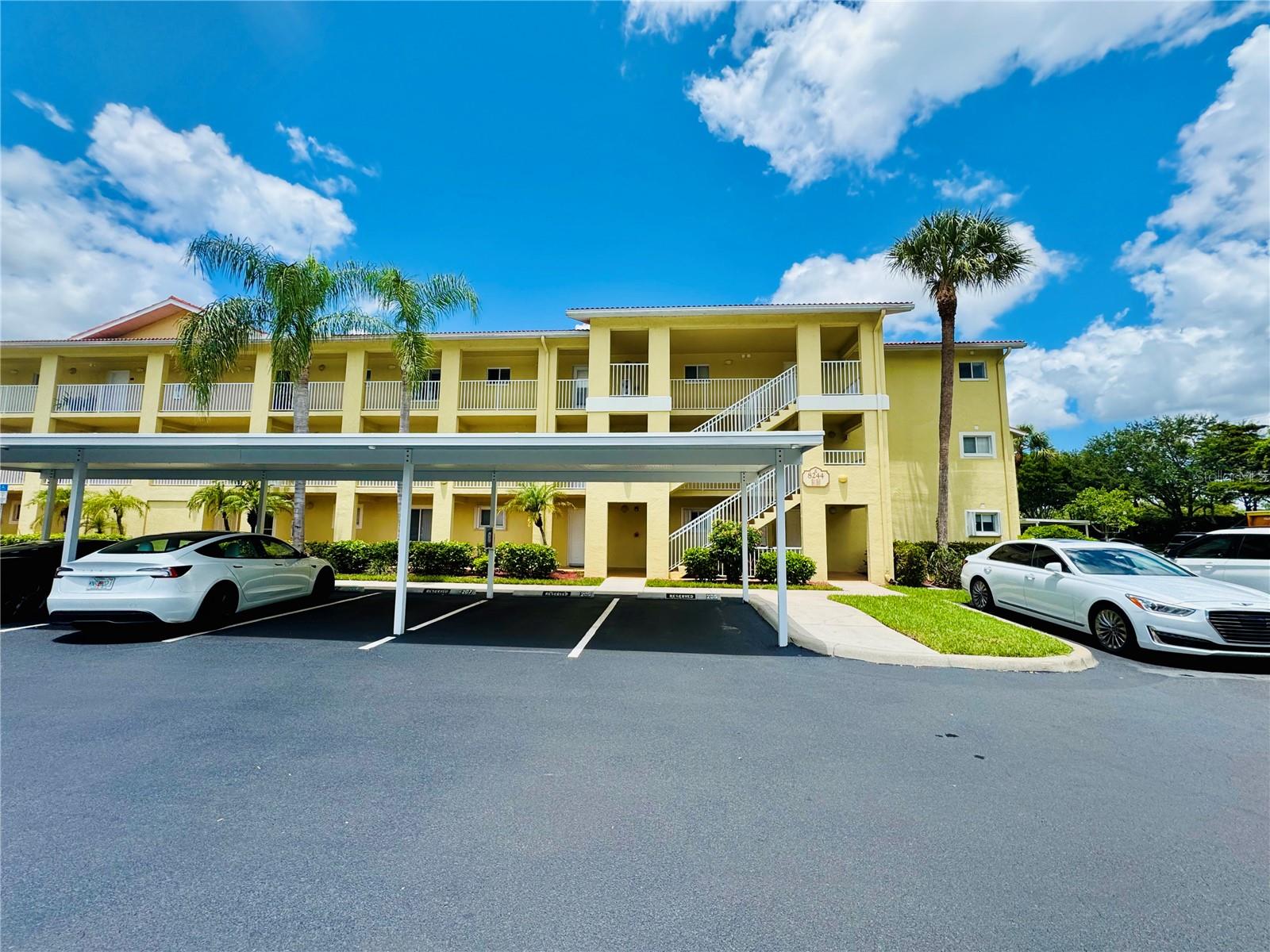 KEY ROYAL CONDO - Residential Lease