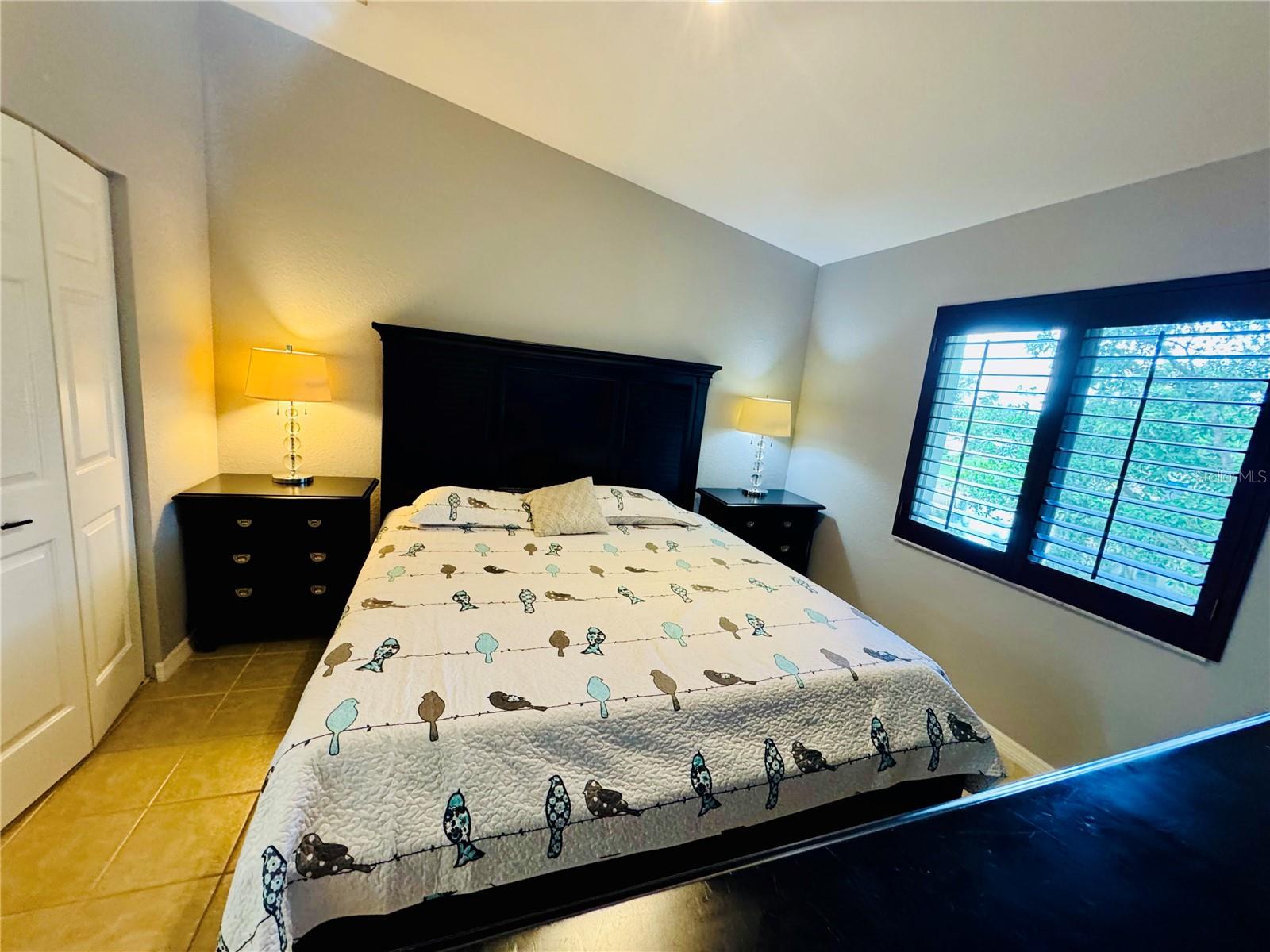 KEY ROYAL CONDO - Residential Lease