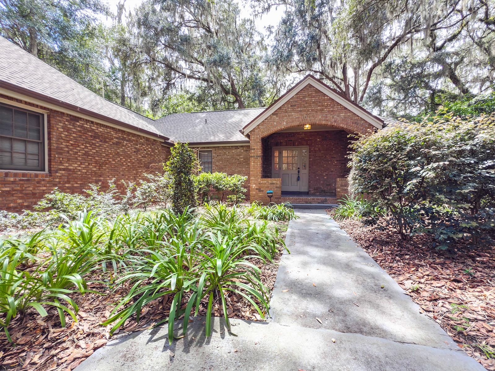 8613 SW 55TH PLACE