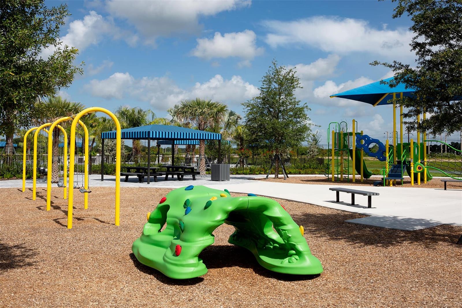 MORGANS GLEN TWNHMS PH IIIA & IIIB - Residential Lease