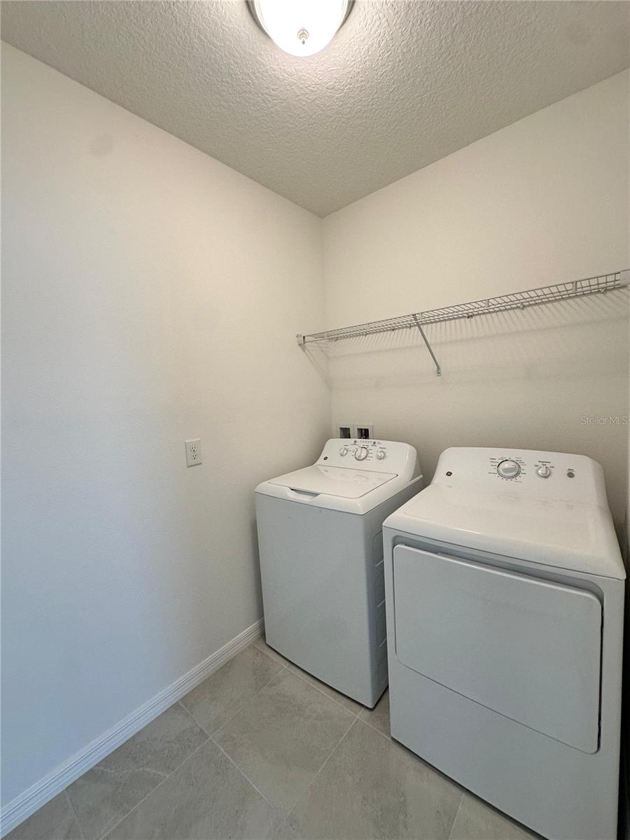 MORGANS GLEN TWNHMS PH IIIA & IIIB - Residential Lease