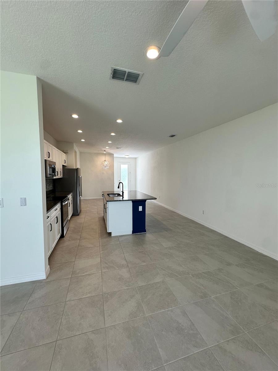 MORGANS GLEN TWNHMS PH IIIA & IIIB - Residential Lease