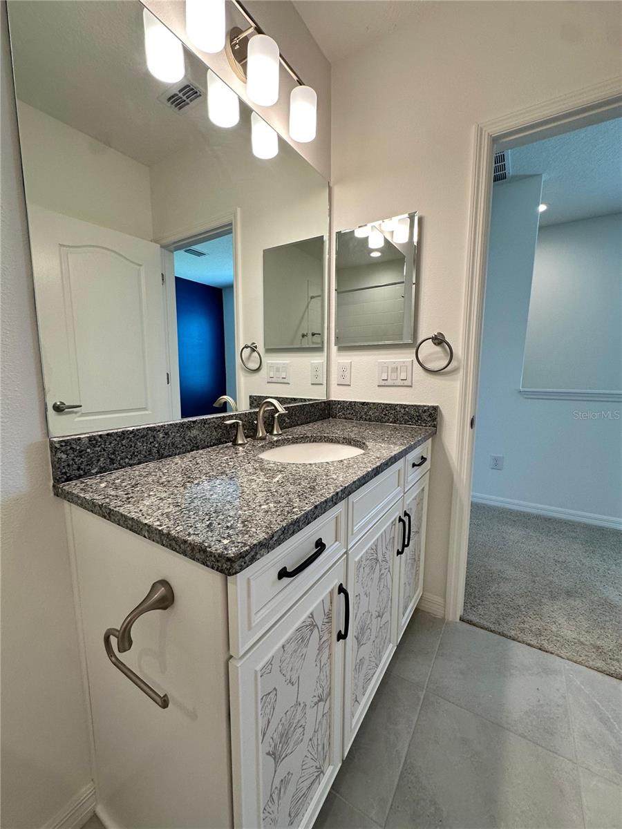 MORGANS GLEN TWNHMS PH IIIA & IIIB - Residential Lease