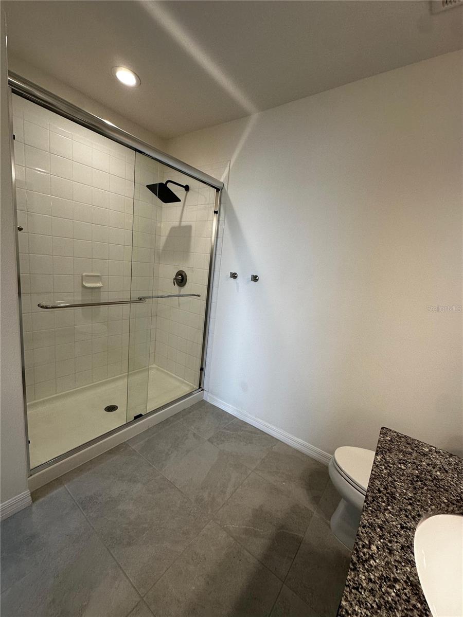 MORGANS GLEN TWNHMS PH IIIA & IIIB - Residential Lease