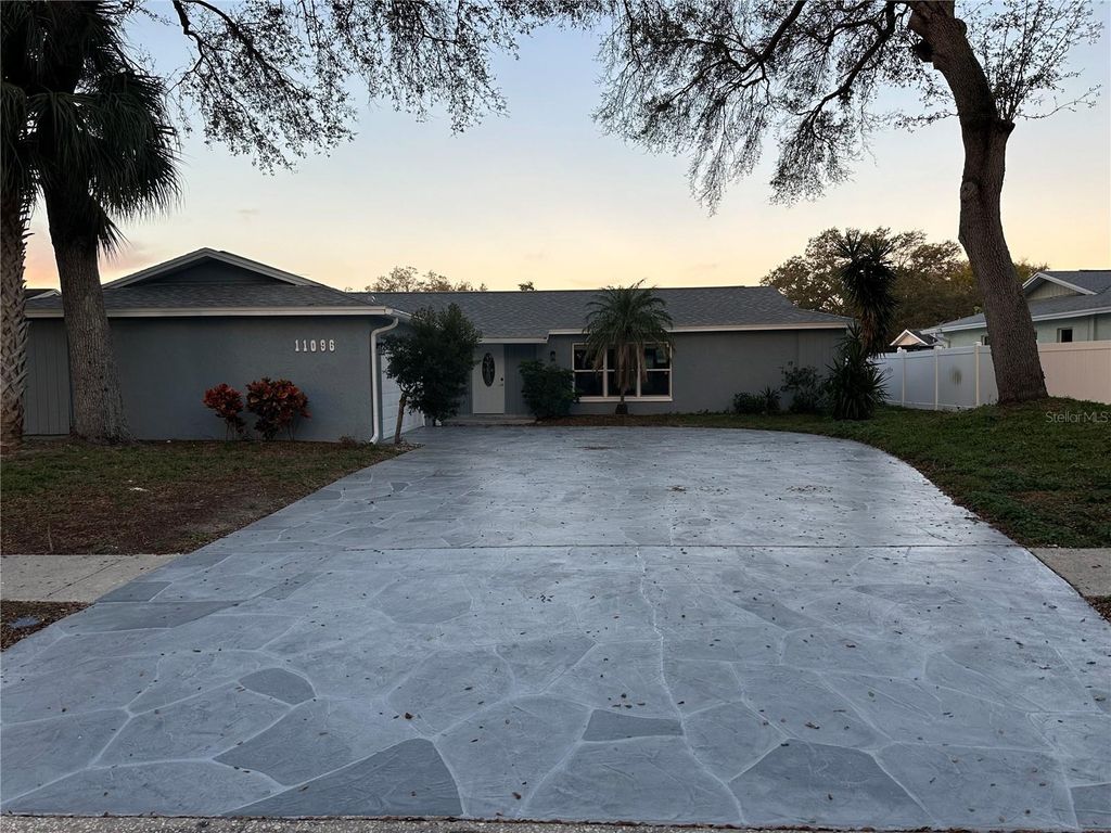 Photo of 11096 117th Way, Seminole, FL 33778 (MLS # TB8372358)