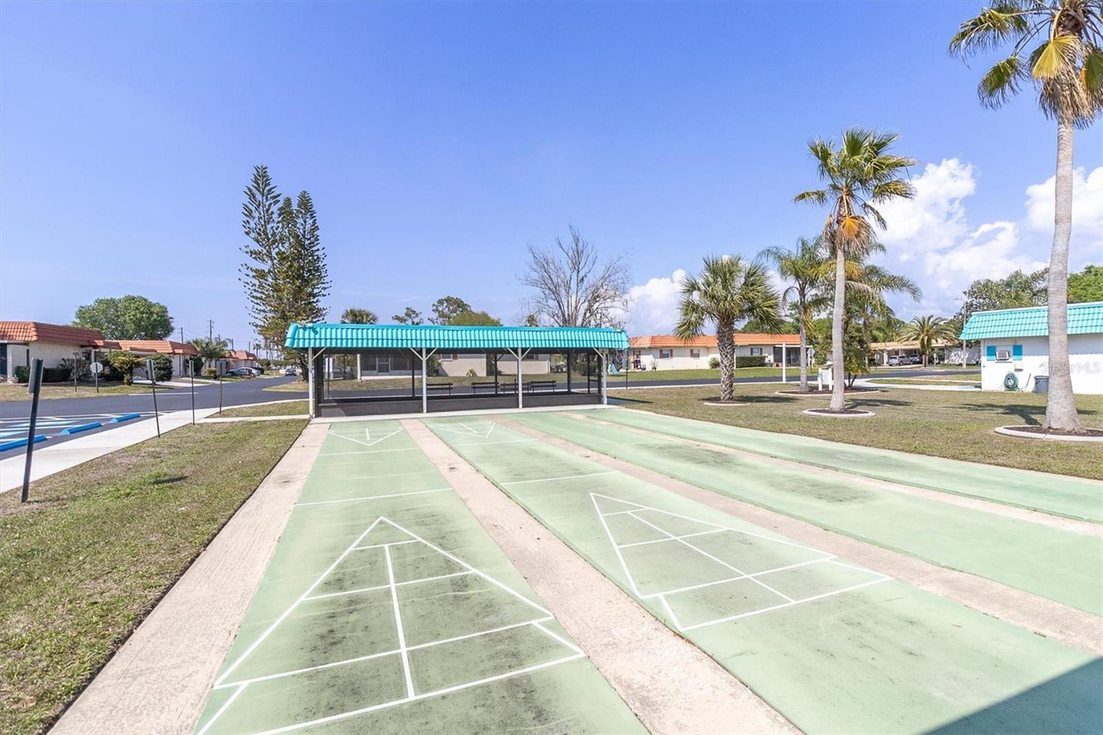 VILLA DEL RIO - Residential