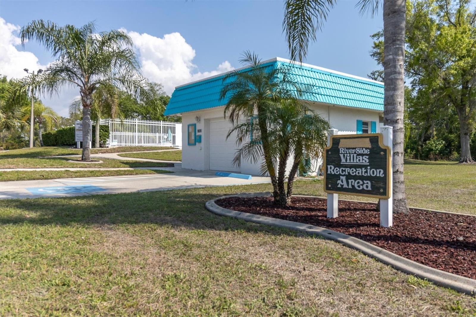 VILLA DEL RIO - Residential