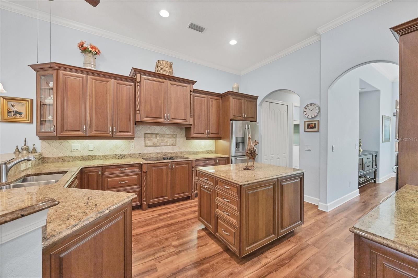 VENETIA PH 3 - Residential