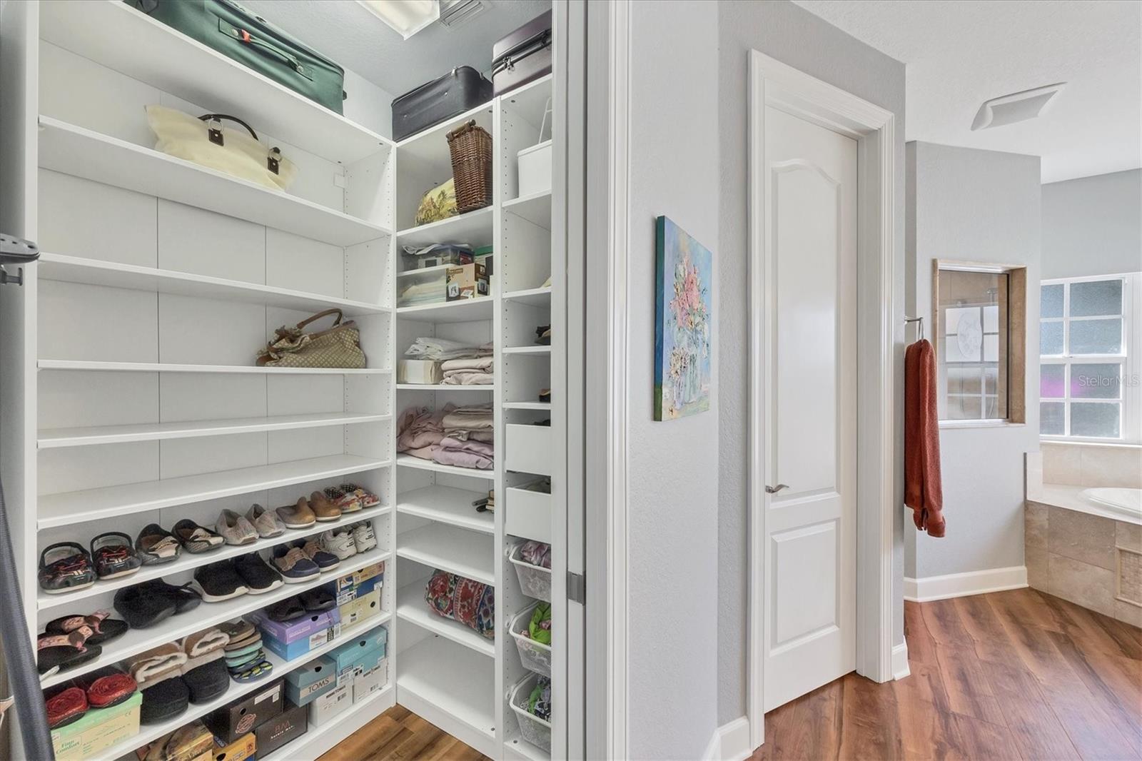 VENETIA PH 3 - Residential